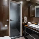 Huvilat Riverside Luxury Retreat By Booklapland Rovaniemi