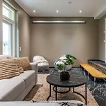 Riverside Luxury Retreat By Booklapland Huvilat Rovaniemi