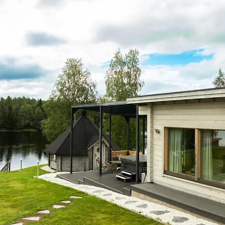 Riverside Luxury Retreat By Booklapland Huvilat Rovaniemi