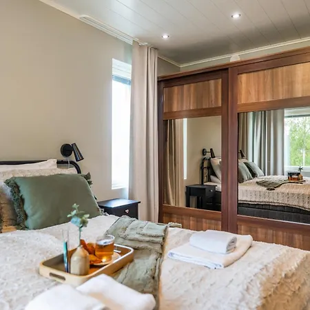 Riverside Luxury Retreat By Booklapland