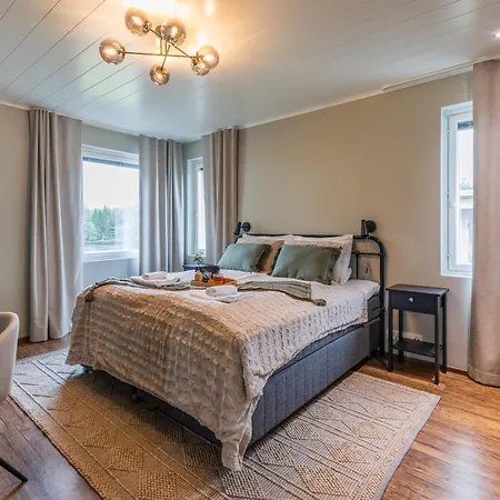 Villa Riverside Luxury Retreat By Booklapland