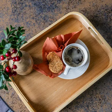 Riverside Luxury Retreat By Booklapland Villa