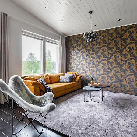 Villa Riverside Luxury Retreat By Booklapland Rovaniemi