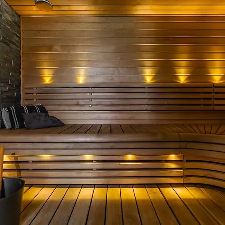 Villa Riverside Luxury Retreat By Booklapland *