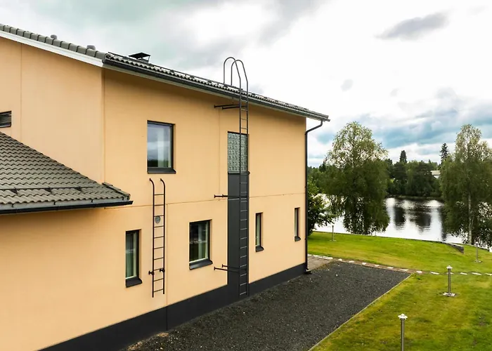 Villa Riverside Luxury Retreat By Booklapland Rovaniemi