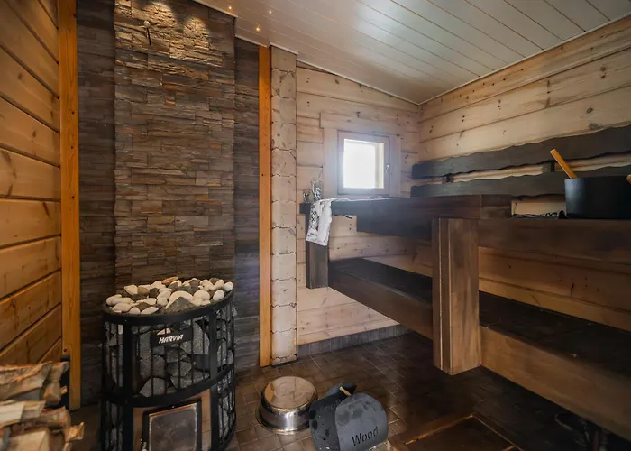 Riverside Luxury Retreat By Booklapland *