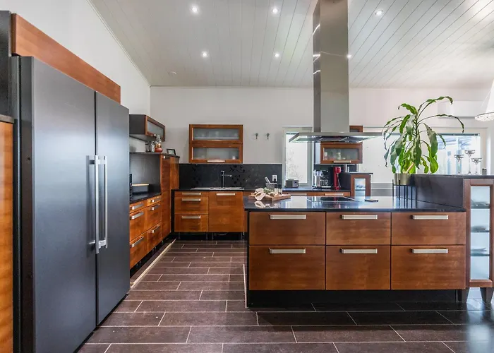 Riverside Luxury Retreat By Booklapland * Rovaniemi