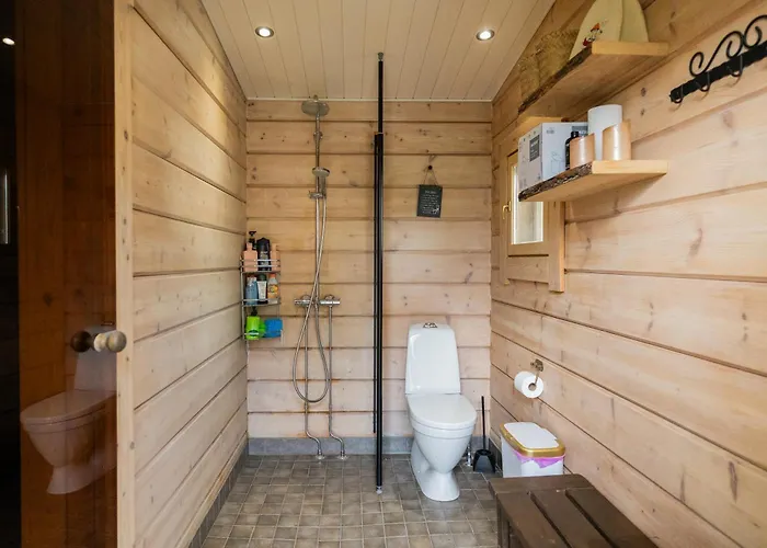 Riverside Luxury Retreat By Booklapland Villa *